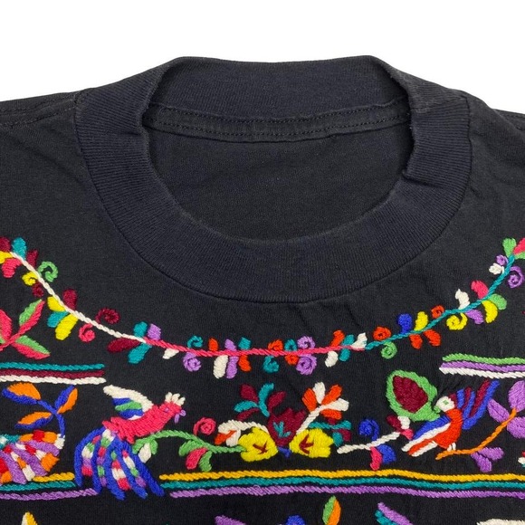 Mexican Mexico birds animals nature‎ embroidered shirt - Picture 3 of 4